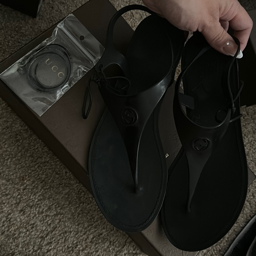 Gucci rubber sandals, size 38